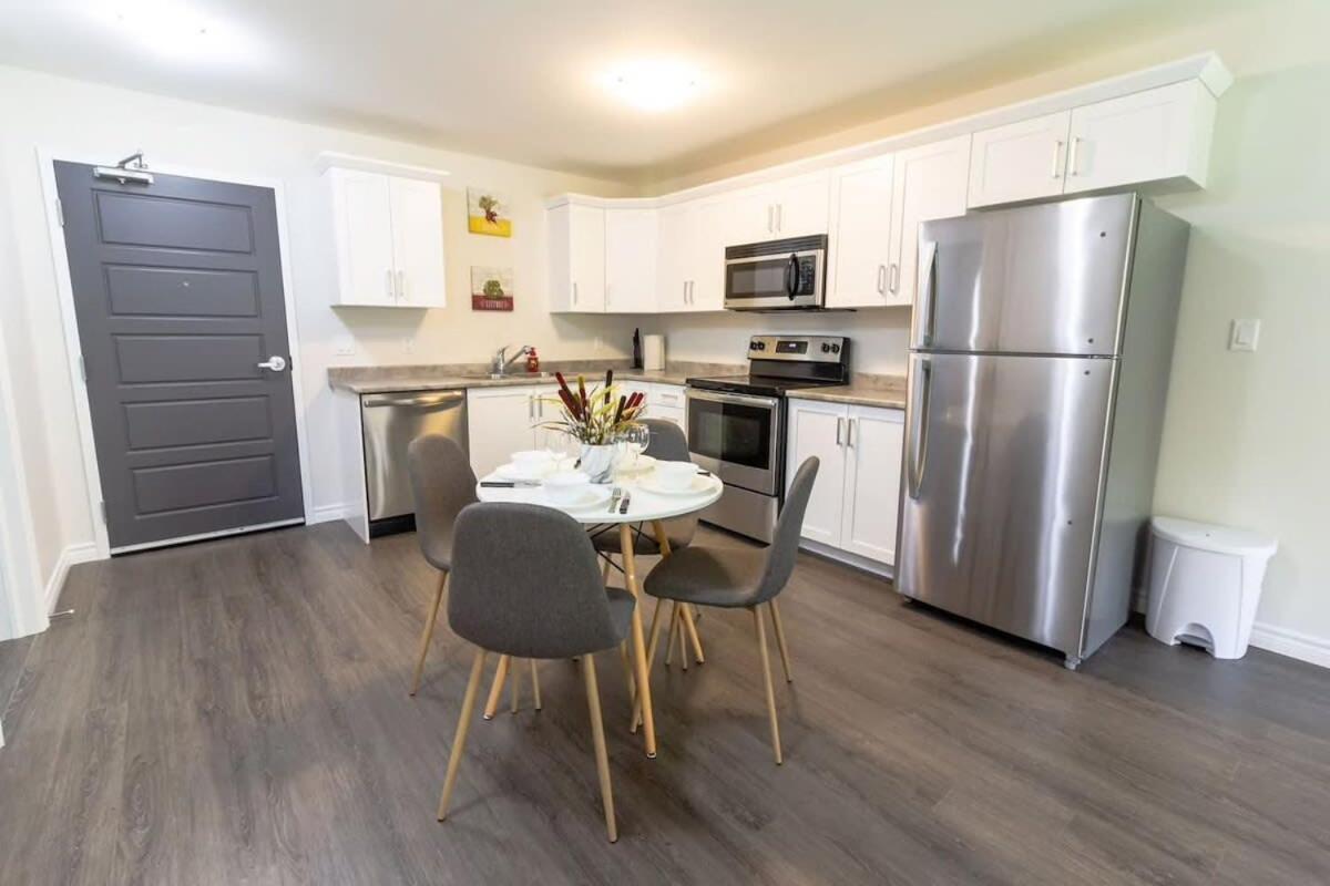 Brand New Gorgeous Condo Near Unb & Hospital Coffee Parking 202 Saint John Exterior foto